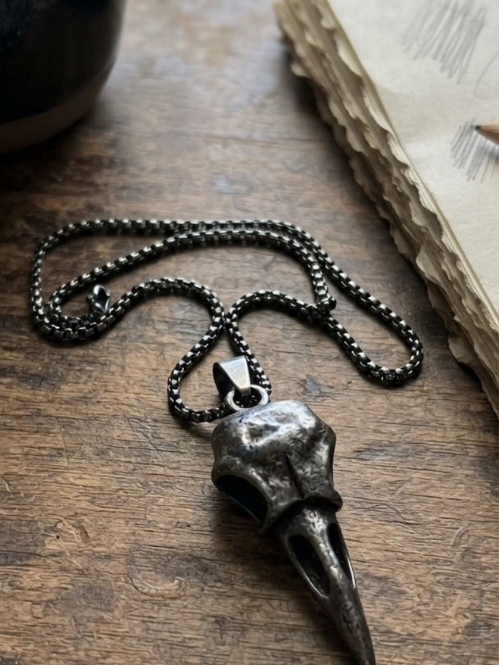 Mens Raven Skull Pendant Necklace
